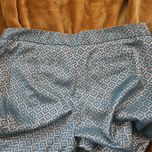 WORTHINGTON TURQUOISE & GOLD GEOMETRIC DESIGN PANTS SIZE 10 Nwot - Picture 2 of 5